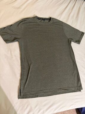Everyday Olive Crew Neck Short Sleeve Tee